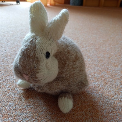 Cinnamon Dutch Rabbit KNITTING PATTERN - Etsy