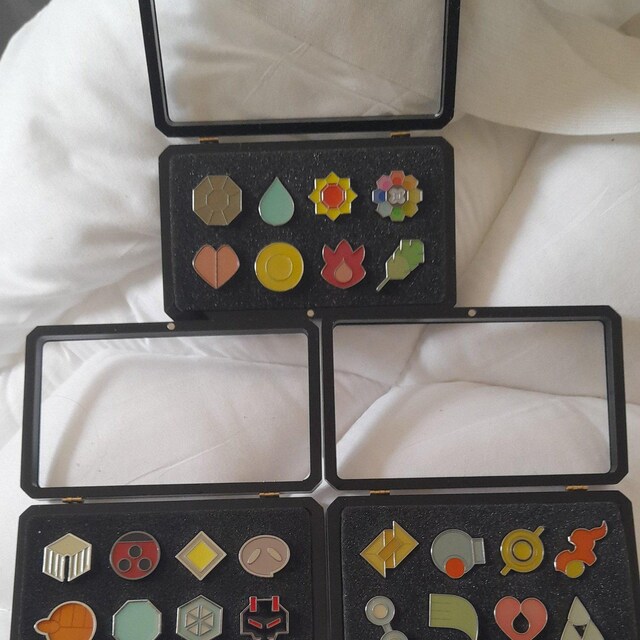 ホウエン地方のジムバッジ - 第3世代 - Etsy 日本