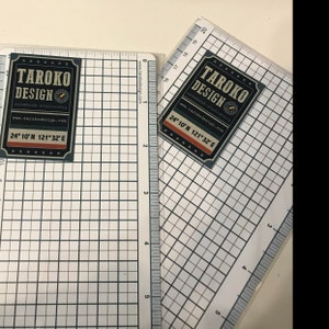 Traveler's Notebook Pencil Board 2022 (Passport Size) 4902805402309