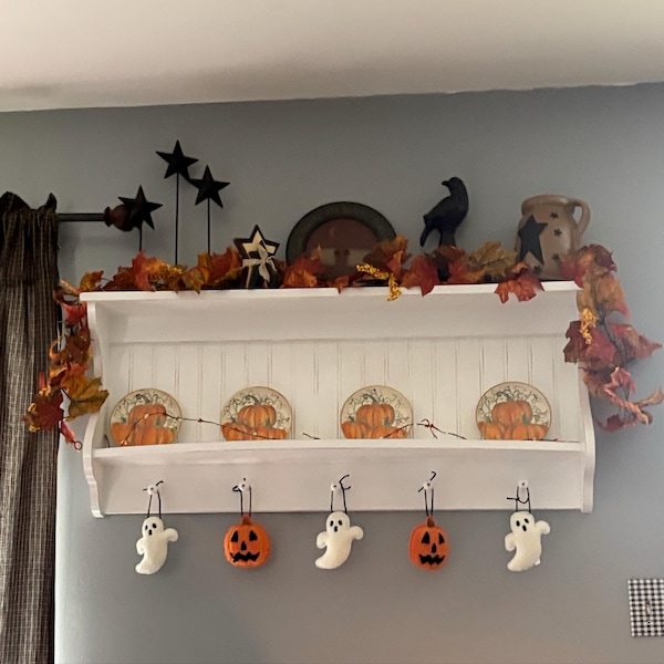 Handmade Wooden Plate Rack Shelf: Rustic Fall Decor Holder - Etsy