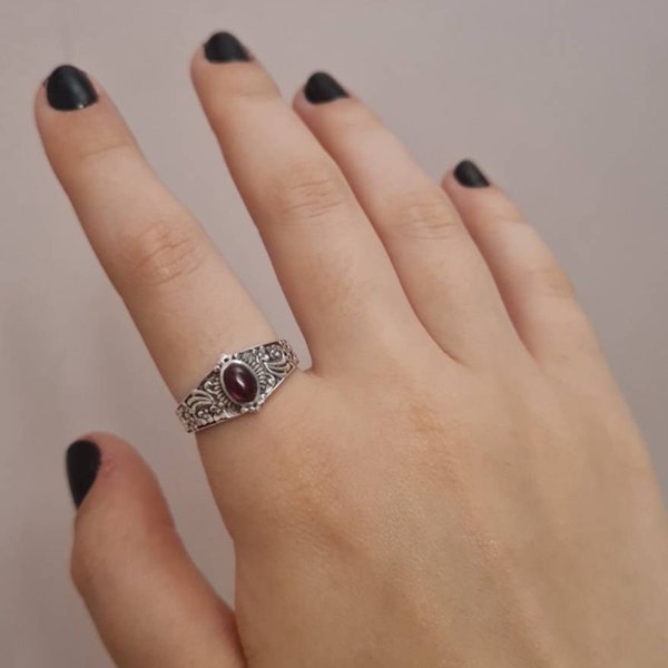 Bague Ancienne En Argent Avec Péridot Et Ambre - Modèle T53 (Occasion)