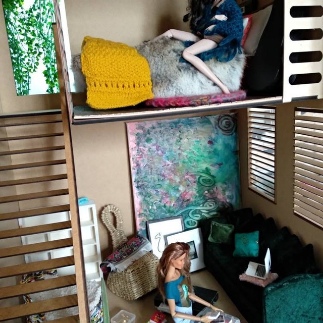 1/4 size (can be used 1/6) unfinished miniature modern