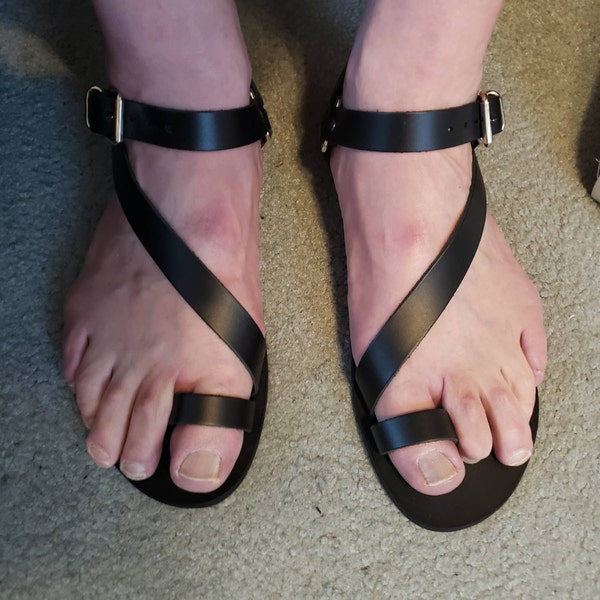 mens sandals amazon prime