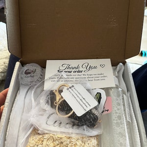 Etsy のお客さま さんが購入した商品の写真を追加しました