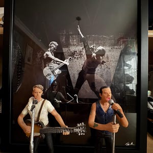 Roberto added a photo of their purchase