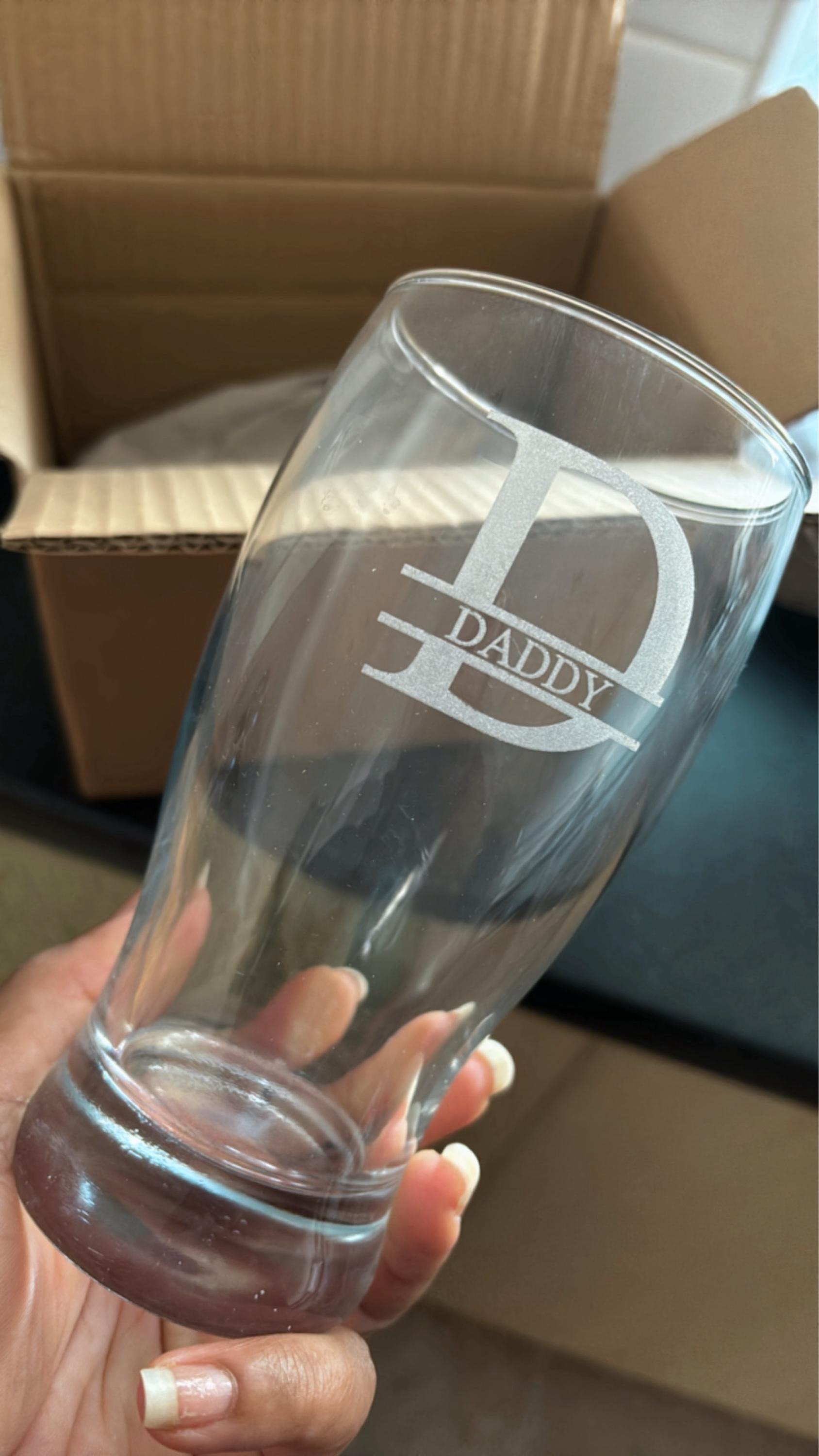 Personalisiertes Glas, mehrere Designs und Glasarten – Weinglas, Pint und Bierglas, Whisky, Champagner, Gin, Latte – gravierte personalisierte Geschenke