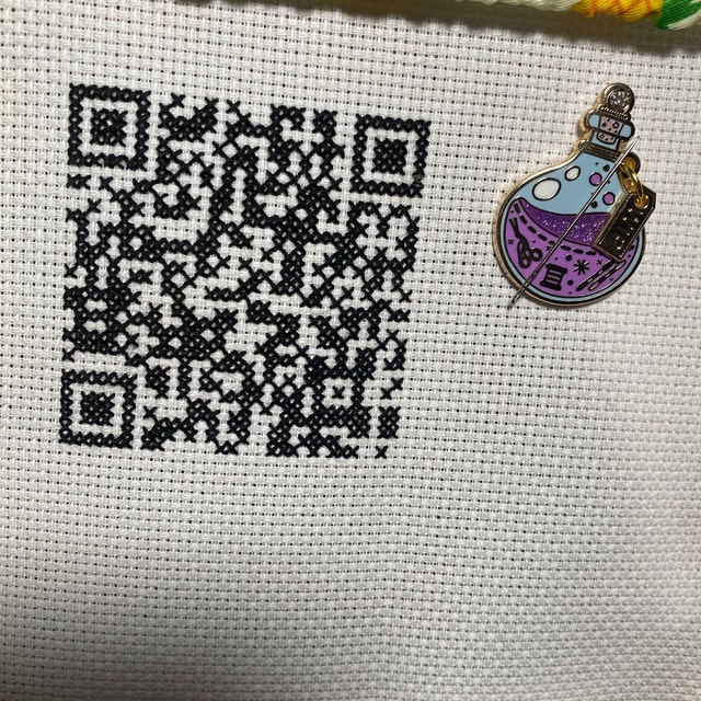 FO] simple but effective: Cross stiched rick roll QR code : r