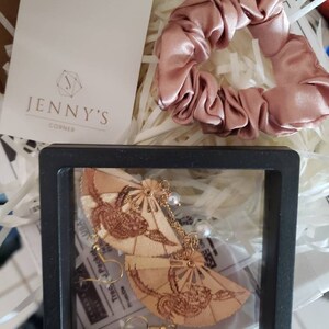 Robin added a photo of their purchase