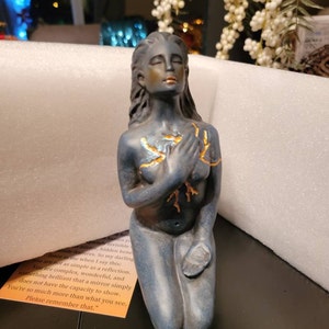 Jen added a photo of their purchase