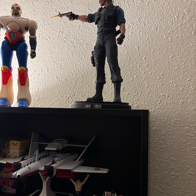 バイオハザード アルバート・ウェスカー 1/6スケール STARSフィギュア