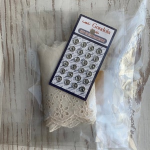 Monsieur added a photo of their purchase