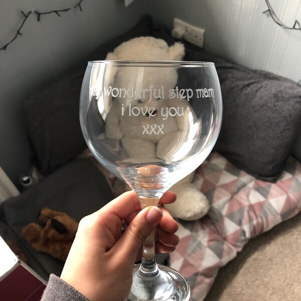 Personalsed Engraved Large Gn Balloon Glass Weddng - Etsy UK