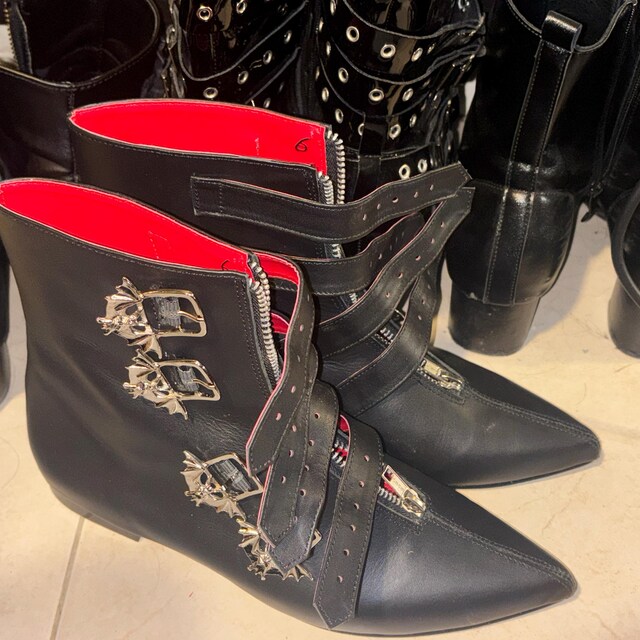 Botas Goth Classic Winkle Pickers Bat Hebillas, Inspo De Los 80