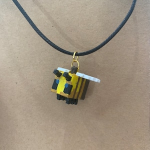 Minecraft bee necklace deals