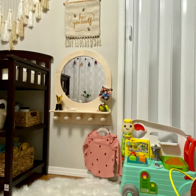 Small KIDS MIRROR, NURSERY Mirror, Montessori Decorative Natural Wooden  Baby Floor Mirror Kids Room Décor -  Norway