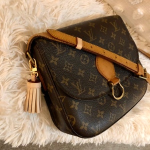 Louis Vuitton Black Leather Adjustable Noe Strap - Yoogi's Closet