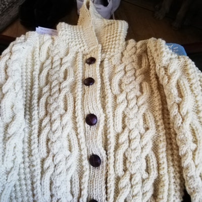 Knitting Pattern Childrens Sweater/ Jumper/ Pullover DK / Light Worsted ...