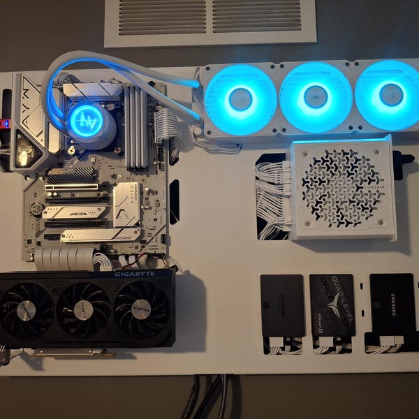 Wall Computer Case, Computer Wall Mount, Open Case, Full ATX, Open Air ...