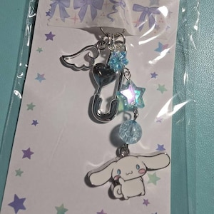 Mandi added a photo of their purchase