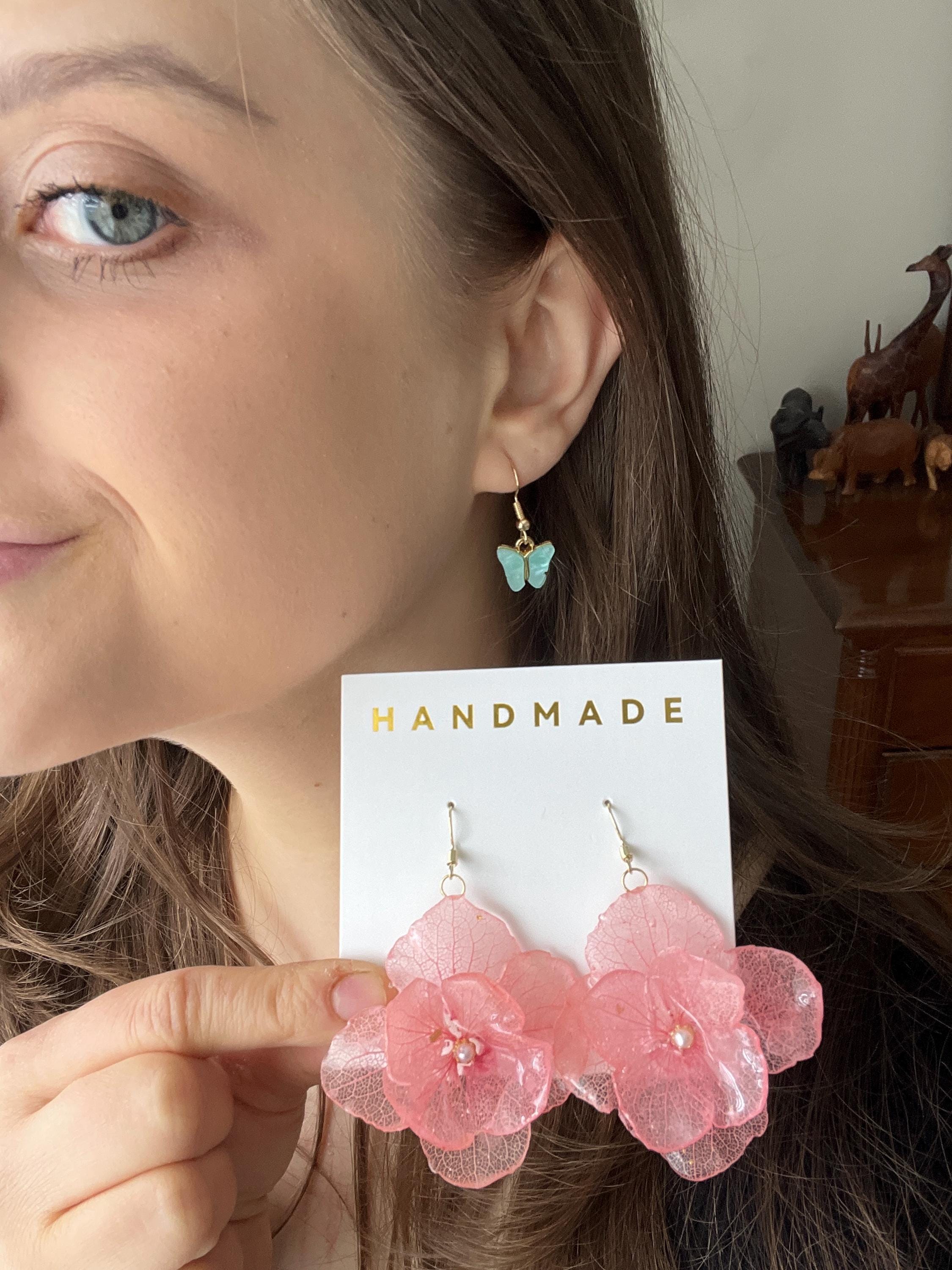 Real Hydrangea Flower Earrings, Handmade Pressed Hydrangea Flower Resin Earrings, Dried Flower Dangle Drop Earrings, Christmas Gift For Her