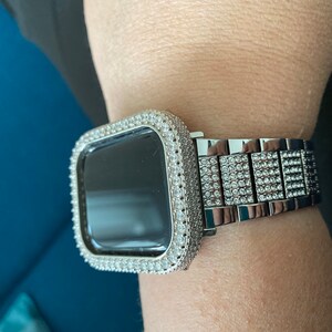 Tatjana added a photo of their purchase
