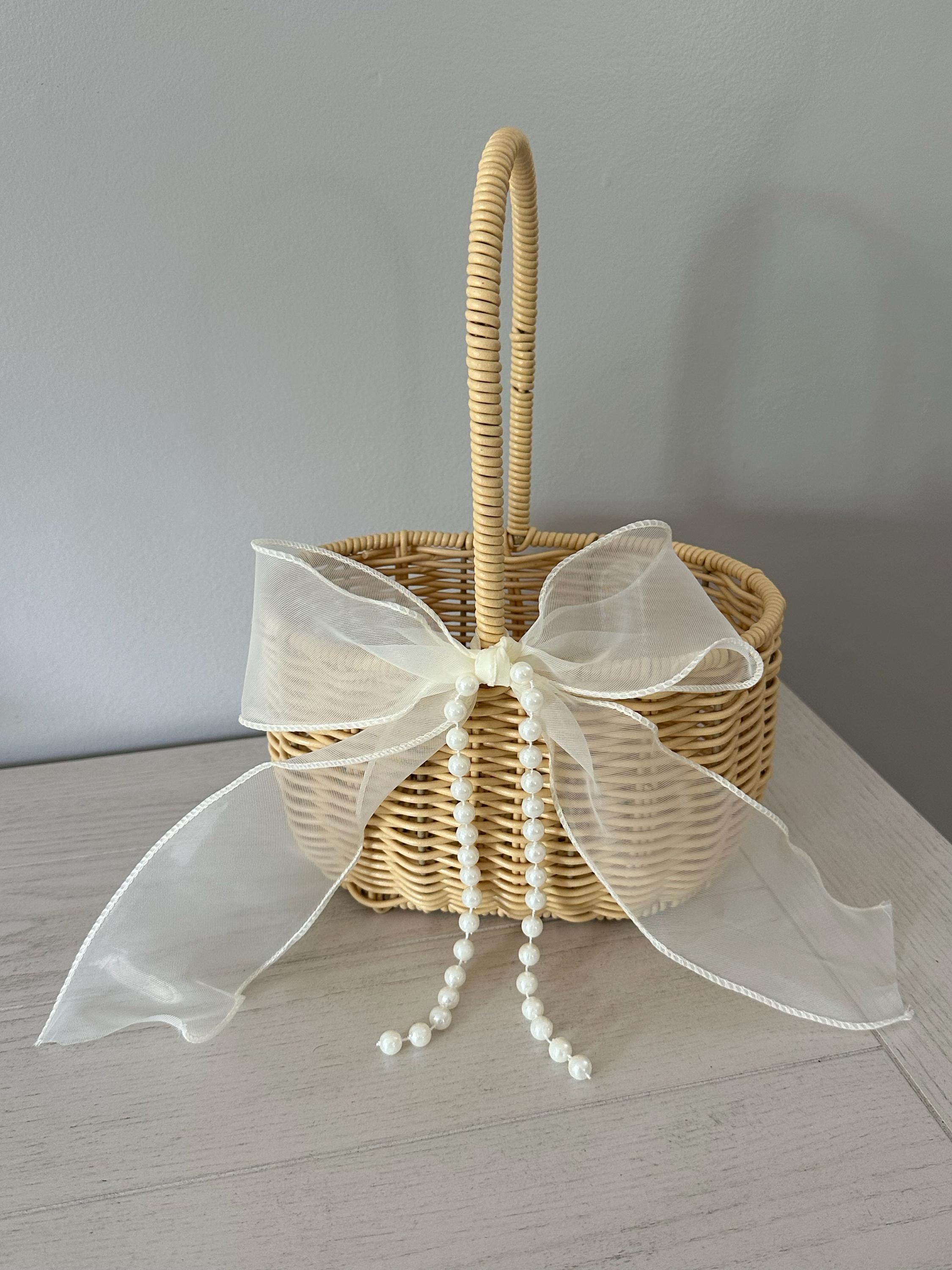 Flower Girl Basket with Pearl Chain & Ivory Ribbon/ Simple Bridesmaid Basket / Hand Woven Basket / Rustic Basket Vintage Wedding