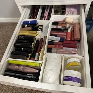 Taylor added a photo of their purchase
