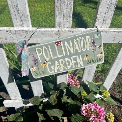 Pollinator Garden Sign,outdoor Garden Decor,butterfly Garden Sign,birds ...