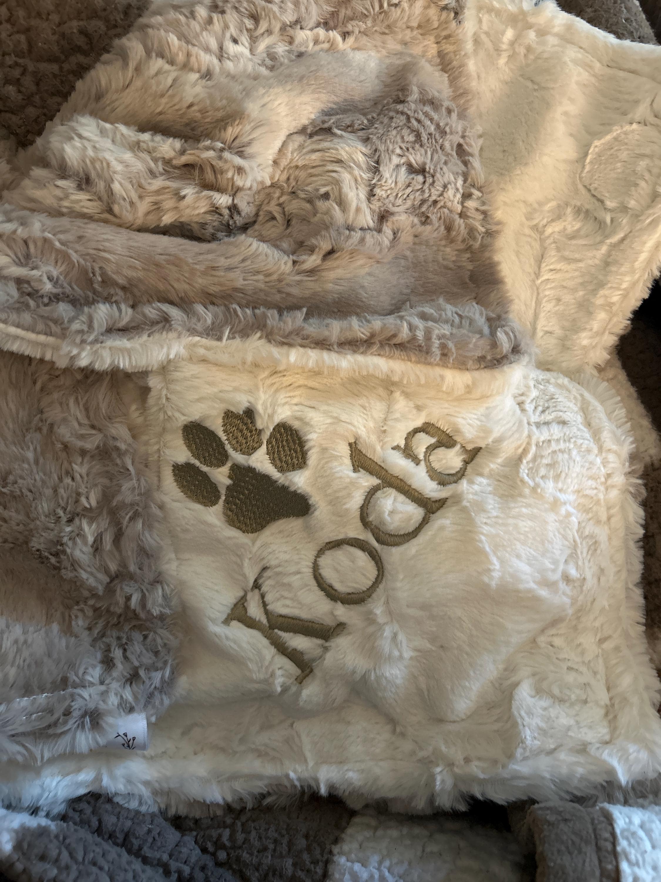 Personalized Wild Rabbit Sandshell dog Blanket, Brown Beige Dog Blanket, Paw Puppy Blanket, Personalized Dog Blanket