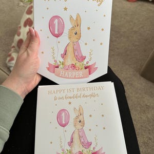 Biglietto di auguri di compleanno per figlia a forma di coniglietto