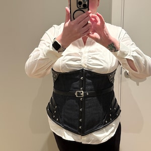 Vigdis added a photo of their purchase