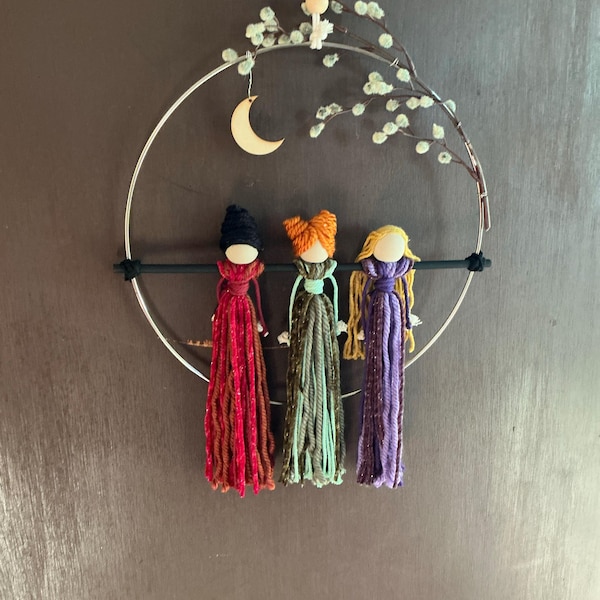 Macrame Hocus Pocus Hocus Pocus Wall Decor, Halloween Witch Decor, Sanderson Sisters Wreath ...