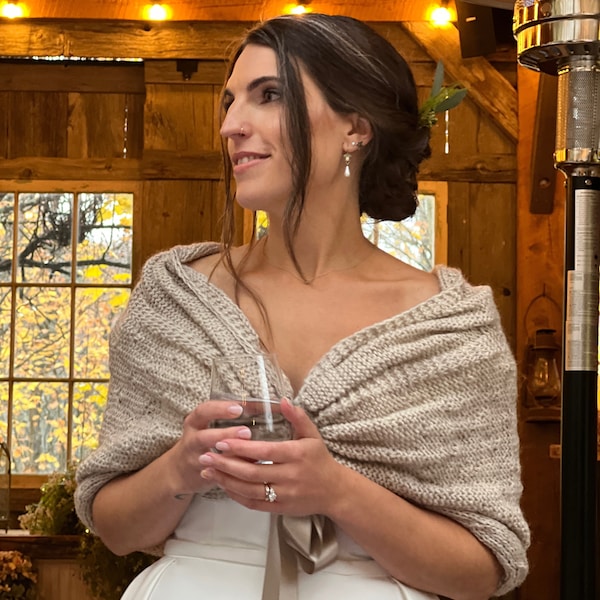 shawl winter wedding