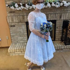 Vestido De Novia De Encaje Blanco Amarillo De Los Años 50 España | Vestido De Novia De Encaje Blanco Amarillo De Los Años 50 España |