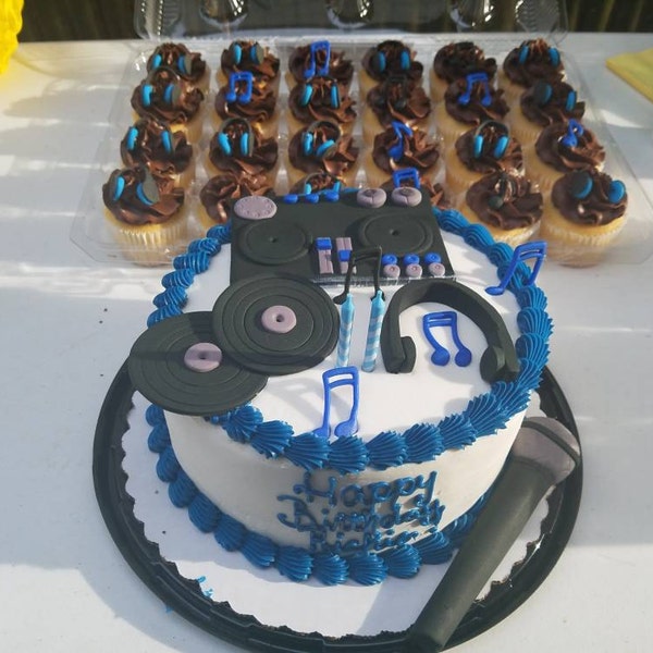 Disc Jockey Fondant Cake Toppers Made by Fancytopcupcake. - Etsy