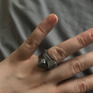 Horse nail ring astrology