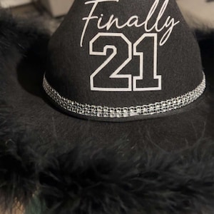 Savannah added a photo of their purchase