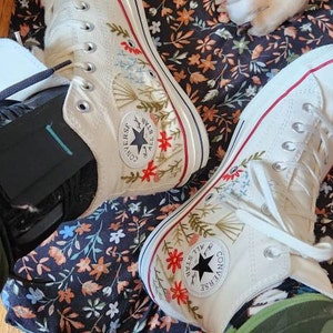 Custom Converse Chuck Taylor Embroidered Garden Flower/ Embroidered ...