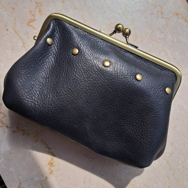 Schlüsselanhänger Aus Leder Mit Gravur – Personalisiert Mit Namen/Datum, 100% Handmade In Germany, Braun