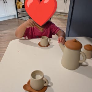 HALLIE M adicionaram uma foto da sua compra