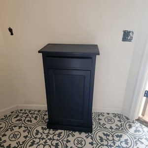 Leslie added a photo of their purchase