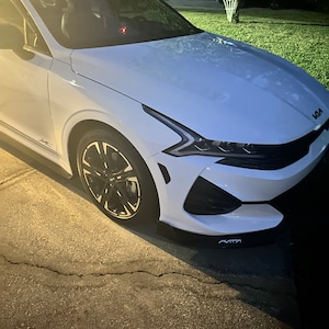 Lizander added a photo of their purchase