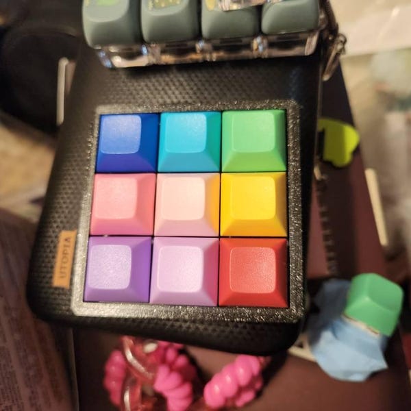 Mechanical Switch Clicky Fidget - 105+ Colors, Th 9 Keys Pad, Keyboard ...