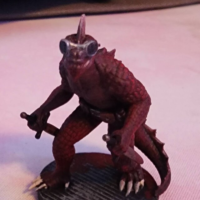 Lizardfolk Rogue Miniature - MZ4250 - D&D 5e - Dungeons and