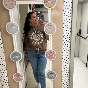 Jailyn added a photo of their purchase
