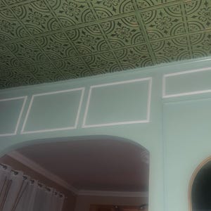 Self-Adhering Wainscot Kit - Pre-cut Wall Molding Kit - Accent Wall Trim - Wainscoting