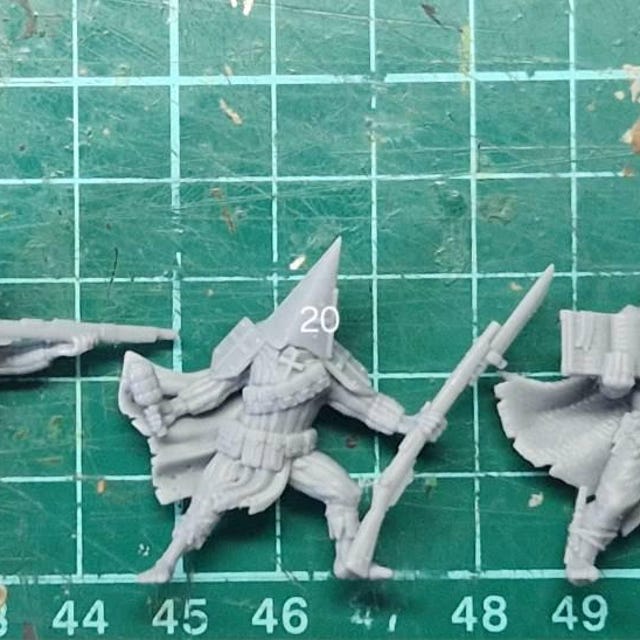 ＊尚様ご購入希望・The Soldier & Witch・高さ２０cm・ Trench Worshippers (x8) | SET1 | 32mm Scale | Onmioji Miniatures