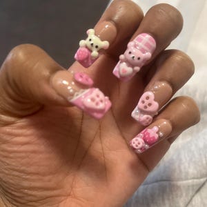 amina added a photo of their purchase