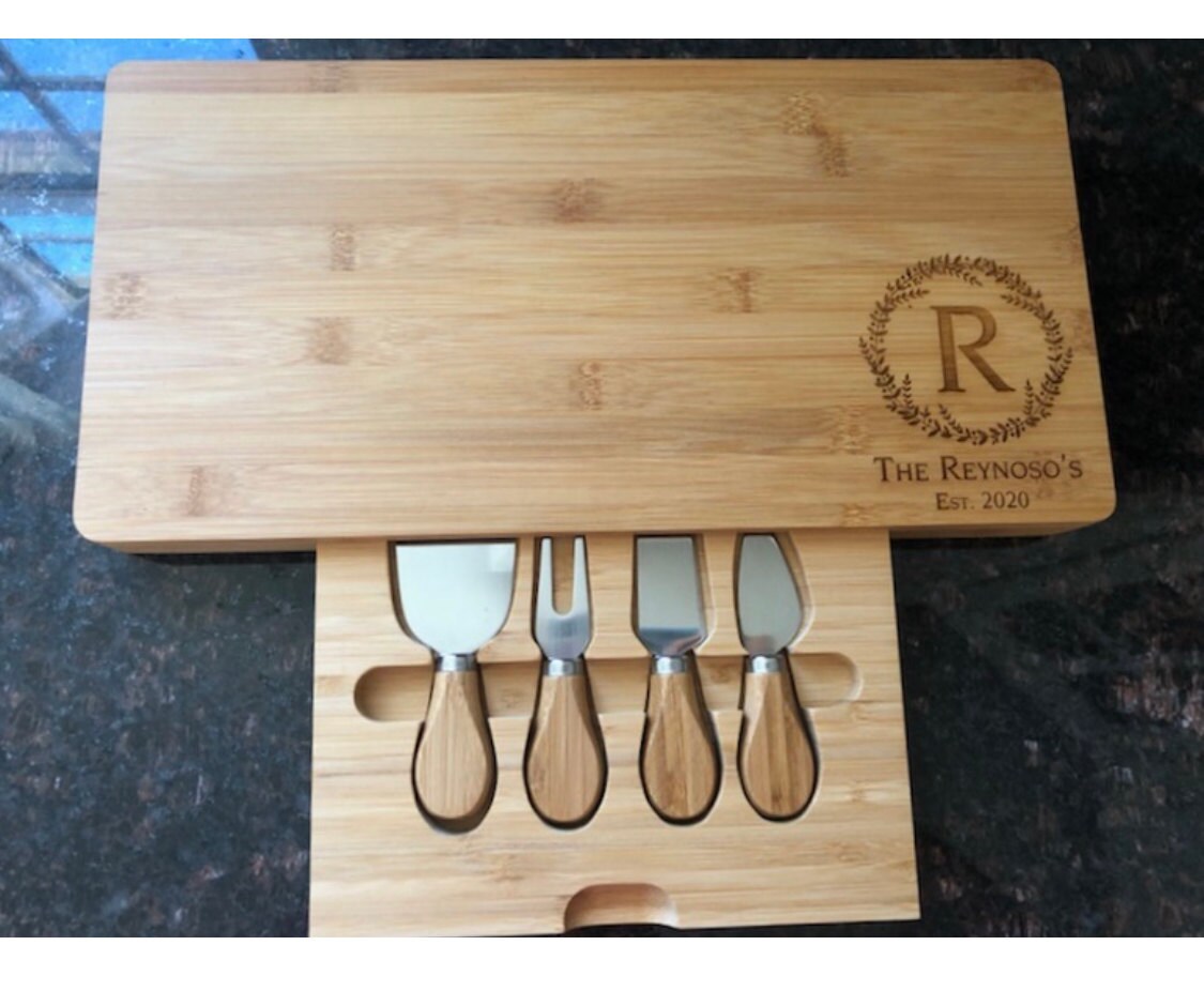 Personalized cheese board set, Custom cheese board set, Engraved