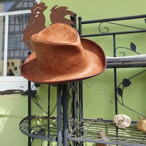 Mascha added a photo of their purchase